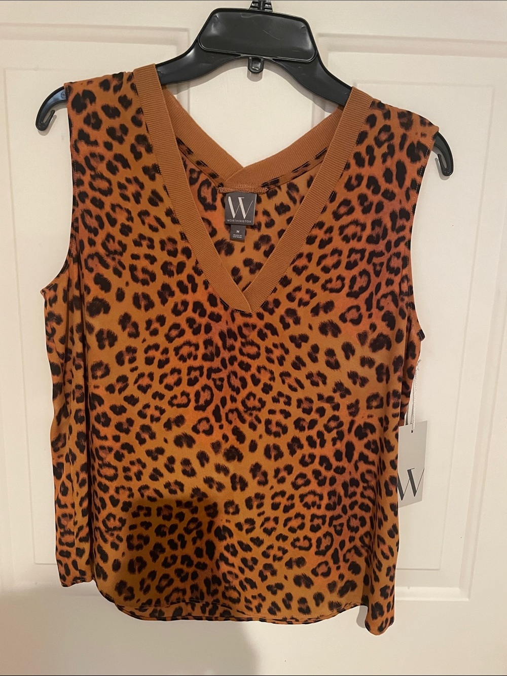 Rust Leopard Print V-Neck Sleeveless Tank.
